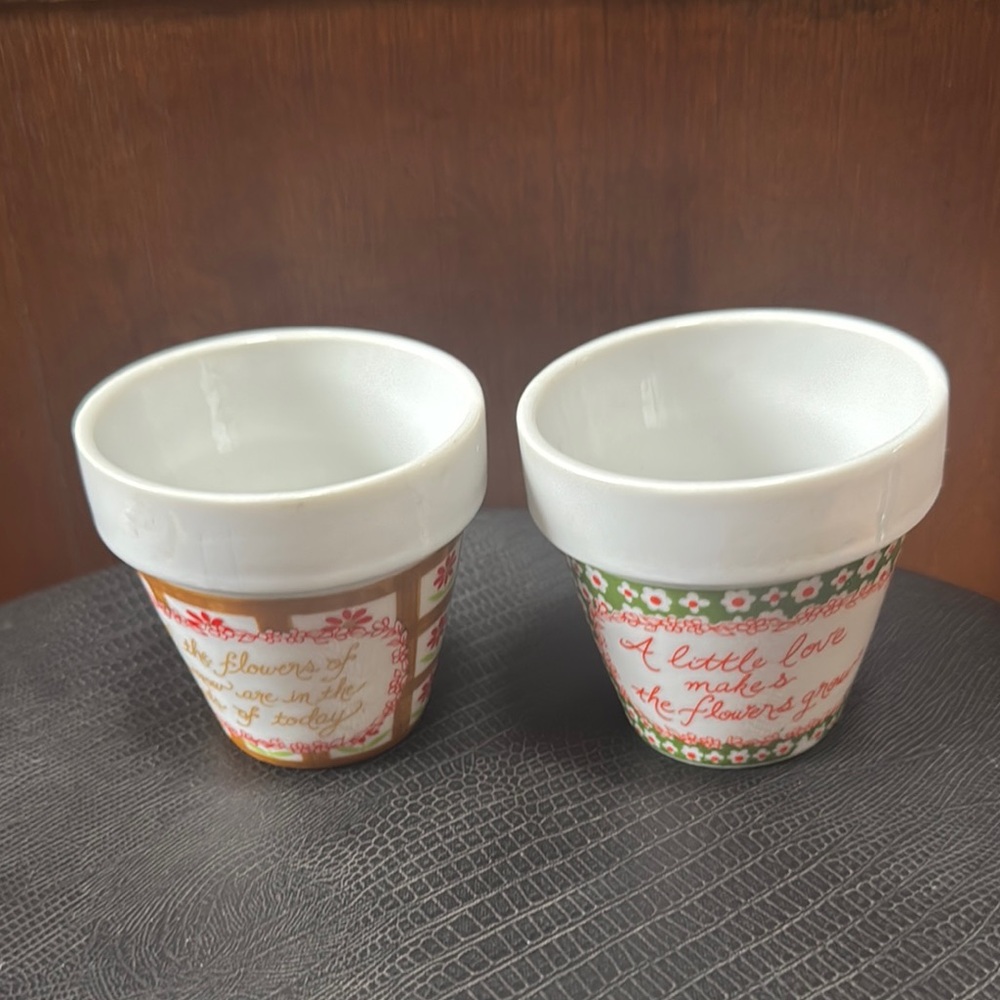 VTG Decorative Flower Pots with Quotes